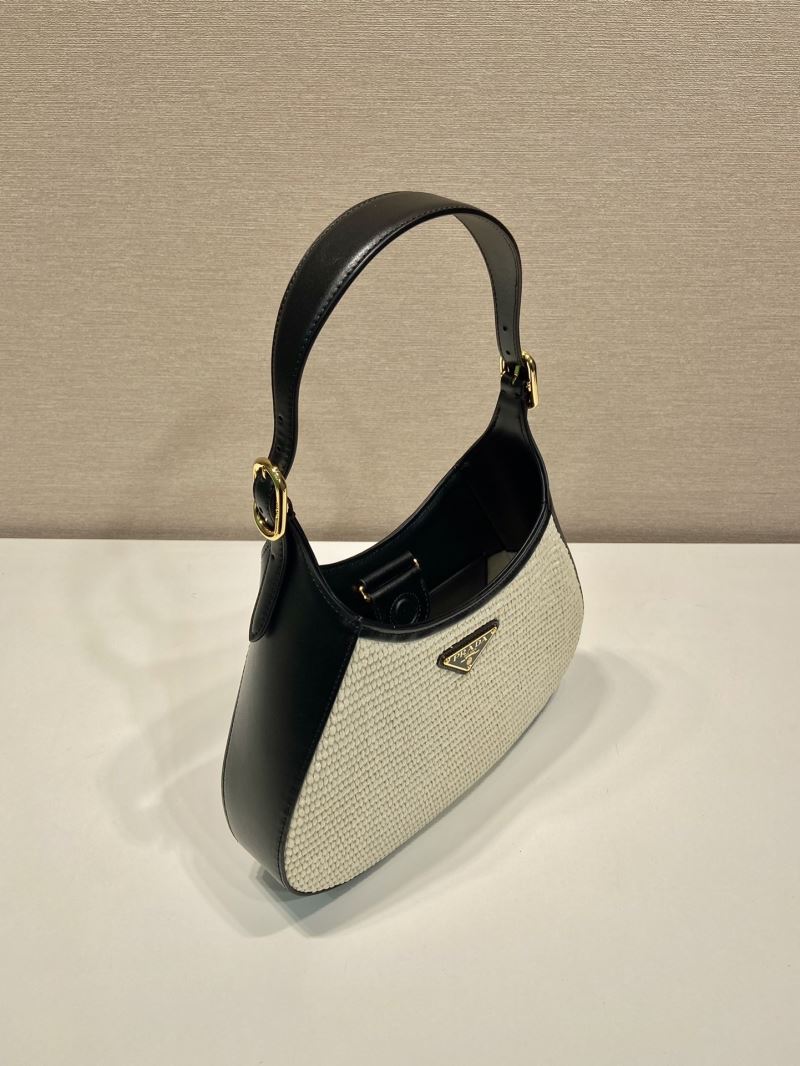Pra*a cleo bags